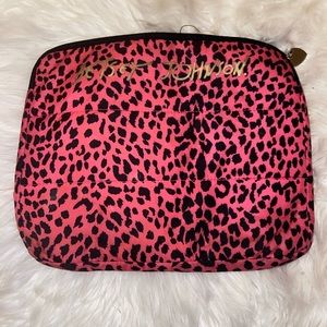 Betsey Johnson Laptop sleeve